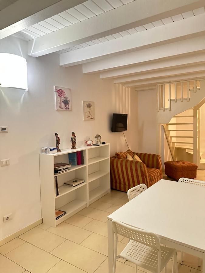 Feel - Accademia Carrara Apartment بيرغامو المظهر الخارجي الصورة